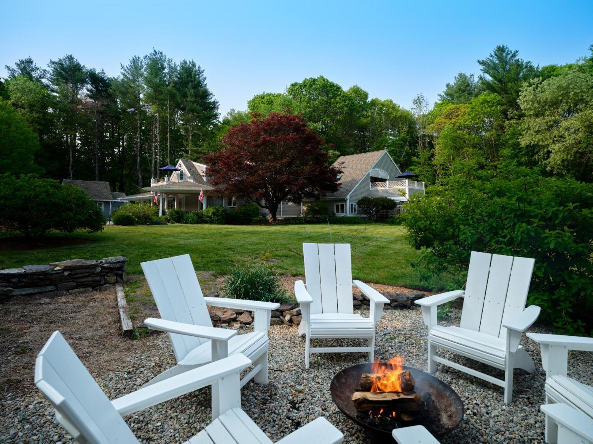 Abbey'S Lantern Hill Inn Ledyard Center Exteriör bild